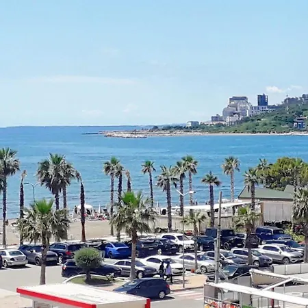 Smell Of Sea Apartman *